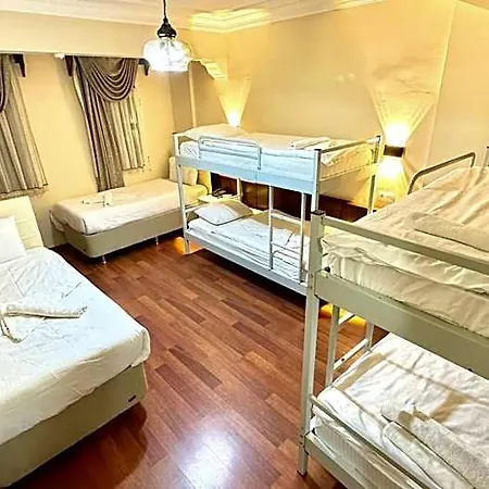 Otel Ephesus Centrum 3*