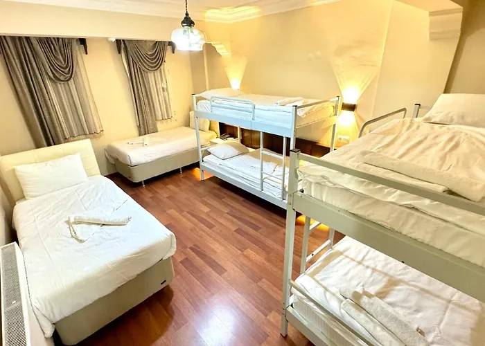 Ephesus Centrum 3*