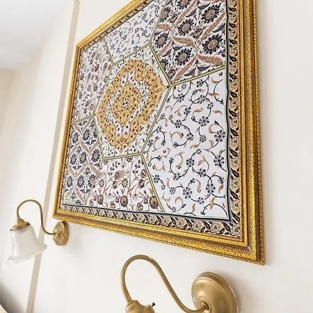 Ephesus Centrum Otel 3*